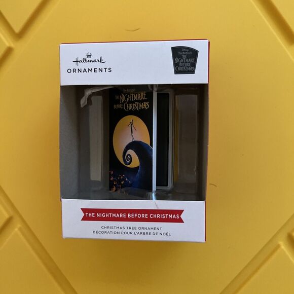 Hallmark‎ The Nightmare Before Christmas Retro Video Cassette Case VHS Ornament - Picture 1 of 3